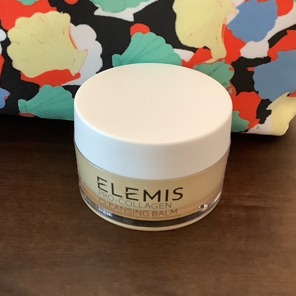 ELEMIS Skincare Bundle with Rixo Cosmetic Bag - Picture 4 of 10